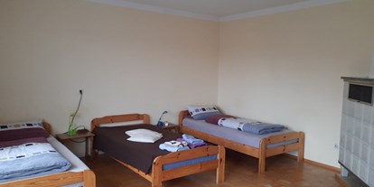 Monteurwohnung - Art der Unterkunft: Gästehaus - Erdweg - Claudia Plößl