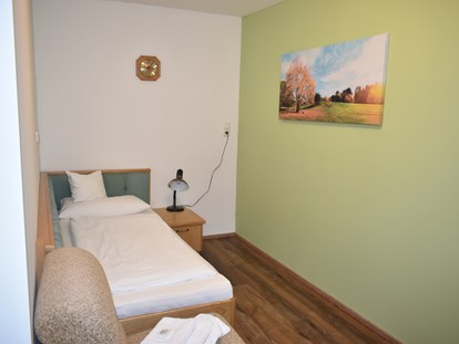 Monteurwohnung - Badezimmer: eigenes Bad - Poneggen - Wohnung/Zimmer für Monteure