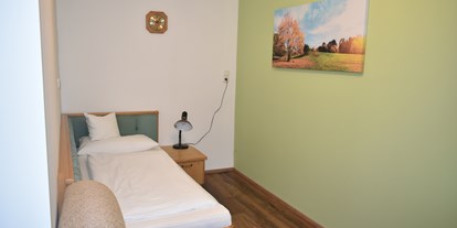 Monteurwohnung - Badezimmer: Gemeinschaftsbad - PLZ 4311 (Österreich) - Wohnung/Zimmer für Monteure