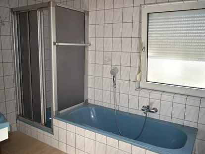 Monteurwohnung - Kühlschrank - Am Sonnenhang - Wohnung/Zimmer für Monteure