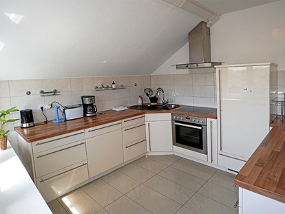 Monteurwohnung - Küche: eigene Küche - PLZ 4010 (Schweiz) - Küche Wohnung 9 - Monteurzimmer Haus Abendrot