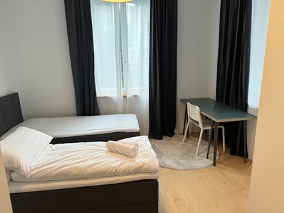 Monteurwohnung - Zimmertyp: Doppelzimmer - Ötisheim - Schlafzimmer - Quartiere auf Zeit 