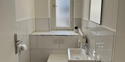 Monteurwohnung - Einzelbetten - PLZ 76327 (Deutschland) - WC - Quartiere auf Zeit 
