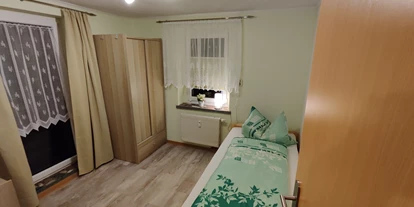 Monteurwohnung - Art der Unterkunft: Pension - Hartenstein (Zwickau) - Einbettzimmer Aufbettung möglich - Pension Niederdorf