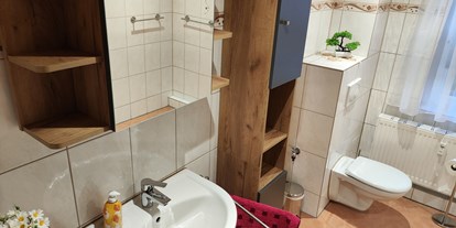 Monteurwohnung - Küche: Gemeinschaftsküche - Aue (Erzgebirgskreis) - Sanitär - Pension Niederdorf
