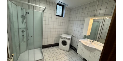 Monteurwohnung - Badezimmer: eigenes Bad - Limberg (Frantschach-St. Gertraud) - Einheit 1 - Ing. Gerald Martinz Zimmervermietung
