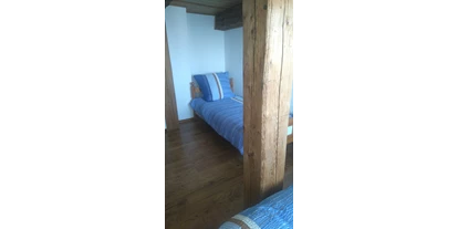 Monteurwohnung - Oeschgen - Schlafzimmer 1, Bett 100 cm x 200 cm - Rolf Diesslin