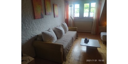 Monteurwohnung - Kühlschrank - PLZ 79682 (Deutschland) - Wohnzimmer  Couch  - Rolf Diesslin