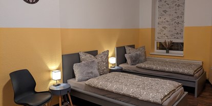 Monteurwohnung - WLAN - Lichtenow - Schlafzimmer - Komfortable Apartments in Fürstenwalde mit guter Verkehrsanbindung