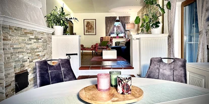 Monteurwohnung - Zimmertyp: Mehrbettzimmer - Eugenbach - Essbereich - Fühl dich wie Zuhause! Ferienwohnung Luca