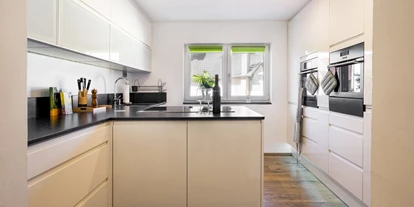 Monteurwohnung - Kühlschrank - Hinterebenau - Küche - Fühl dich wie Zuhause! Ferienwohnung Luca