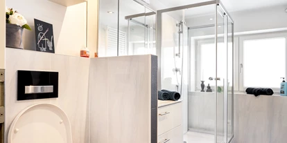 Monteurwohnung - Badezimmer: eigenes Bad - Salzburg-Stadt Altmaxglan - Badezimmer - Fühl dich wie Zuhause! Ferienwohnung Luca