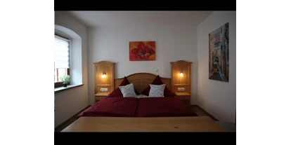 Monteurwohnung - Bettwäsche: Bettwäsche inklusive - Leuchtenberg - Monteurzimmer Fremdenzimmer 