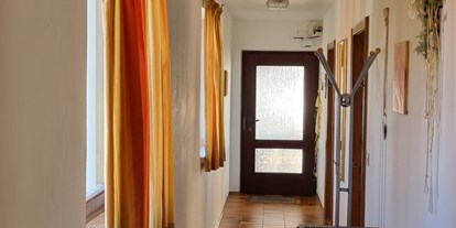 Monteurwohnung - Art der Unterkunft: Ferienwohnung - Münzkirchen - Flur - Monteurwohnungen & Apartment Elisabeth 