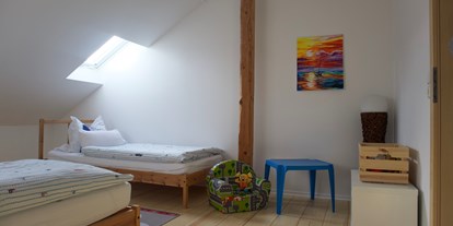 Monteurwohnung - Bettwäsche: Bettwäsche inklusive - Ichenhausen - Zimmervermietung Gassen