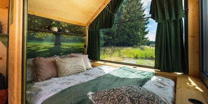 Monteurwohnung - Art der Unterkunft: Gästehaus - Bergenhusen - Doppelbett - Exklusives Tiny House im Grünen bei Heide