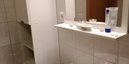 Monteurwohnung - Badezimmer: eigenes Bad - Hamburg - Gästezimmer Elze 