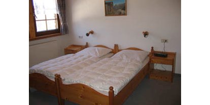 Monteurwohnung - WLAN - Schönau im Schwarzwald - seperat zubuchbares Doppelzimmer. Betten können auf Wunsch einzeln gestellt werden - Haus Frommherz