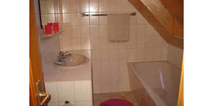 Monteurwohnung - Waschmaschine - Häusern (Landkreis Waldshut) - Bad des zubuchbaren Doppelzimmers - Haus Frommherz