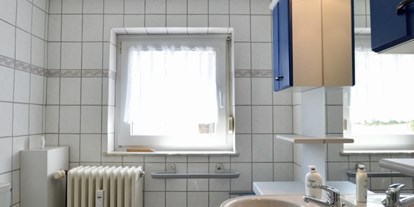 Monteurwohnung - Balkon - Nieheim - Ganzes Apartment in Bad Driburg zu vermieten