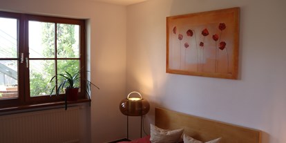 Monteurwohnung - Zimmertyp: Einzelzimmer - Allgäu / Bayerisch Schwaben - Gemütliche 2-Zimmer-Einliegerwohnung mit großer Terrasse