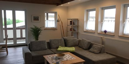 Monteurwohnung - Zimmertyp: Mehrbettzimmer - Rötha - Wohnzimmer  - Gut Fischer