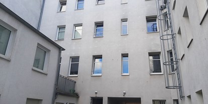 Monteurwohnung - Zimmertyp: Mehrbettzimmer - Wallwitz (Jerichower Land) - Außenansicht HomeRent Unterkünfte Magdeburg - HomeRent in Magdeburg