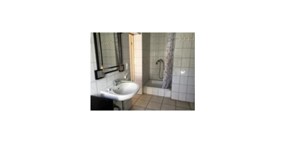 Monteurwohnung - Badezimmer: Gemeinschaftsbad - Woltersdorf (Landkreis Oder-Spree) - Berlin Neukölln - Günstige Monteurzimmer /Monteurwohnung Gästezimmer