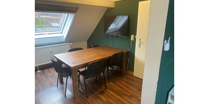 Monteurwohnung - Zimmertyp: Doppelzimmer - PLZ 60435 (Deutschland) - Esszimmer - Fisherman's Place