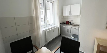 Monteurwohnung - Zimmertyp: Doppelzimmer - Vettelschoß - Küche, HomeRent Unterkunft in Eitorf - HomeRent in Eitorf