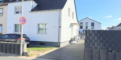 Monteurwohnung - Küche: eigene Küche - PLZ 50676 (Deutschland) - Außenansicht, HomeRent Unterkunft in Leverkusen - HomeRent in Leverkusen