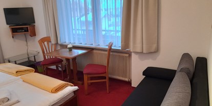 Monteurwohnung - Zimmertyp: Doppelzimmer - Niederthai - Pension Alpina 