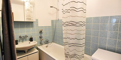 Monteurwohnung - Küche: eigene Küche - PLZ 47800 (Deutschland) - Badezimmer, HomeRent Unterkunft in Duisburg - HomeRent in Duisburg