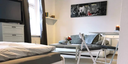 Monteurwohnung - Bettwäsche: Bettwäsche inklusive - Werdau - Schlafzimmer, HomeRent Unterkunft in Zwickau - HomeRent in Zwickau