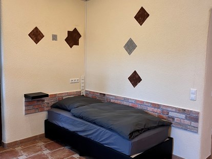 Monteurwohnung - Zimmertyp: Mehrbettzimmer - PLZ 67653 (Deutschland) - Weiteres Einzelbett - Haus Roth Dell