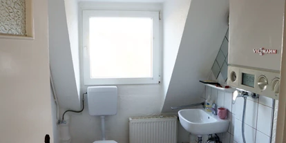 Monteurwohnung - Zimmertyp: Doppelzimmer - PLZ 42651 (Deutschland) - Badezimmer, HomeRent Unterkunft in Remscheid  - HomeRent in Remscheid