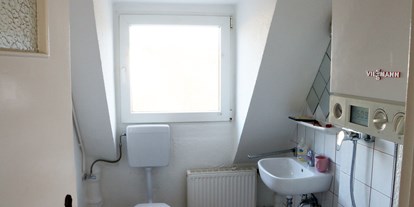 Monteurwohnung - Kühlschrank - PLZ 42109 (Deutschland) - Badezimmer, HomeRent Unterkunft in Remscheid  - HomeRent in Remscheid