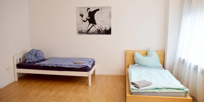 Monteurwohnung - TV - Witten - Schlafzimmer, HomeRent Unterkunft in Hagen - HomeRent in Hagen