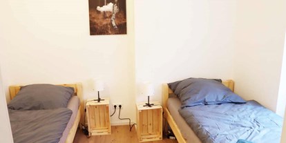 Monteurwohnung - Bettwäsche: Bettwäsche inklusive - Wermelskirchen - Schlafzimmer, HomeRent Unterkunft in Wuppertal - HomeRent in Wuppertal