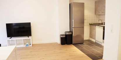 Monteurwohnung - Badezimmer: eigenes Bad - Leichlingen - Küche, HomeRent Unterkunft in Wuppertal - HomeRent in Wuppertal