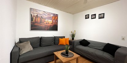 Monteurwohnung - Art der Unterkunft: Ferienwohnung - PLZ 53947 (Deutschland) - Wohnzimmer, HomeRent Unterkunft in Mechernich - HomeRent in Mechernich