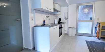 Monteurwohnung - Zimmertyp: Doppelzimmer - PLZ 50827 (Deutschland) - Küche, HomeRent Unterkunft in Wesseling - HomeRent in Wesseling