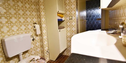 Monteurwohnung - Zimmertyp: Doppelzimmer - Köln Mühlheim - Badezimmer, HomeRent Unterkunft in Wesseling - HomeRent in Wesseling