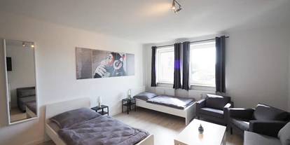 Monteurwohnung - Einzelbetten - Bühnsdorf - Wohnbereich, HomeRent Unterkunft in Seth - HomeRent in Seth