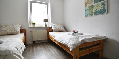 Monteurwohnung - Zimmertyp: Doppelzimmer - Köln Mühlheim - Schlafzimmer, HomeRent Unterkunft in Troisdorf - HomeRent in Troisdorf