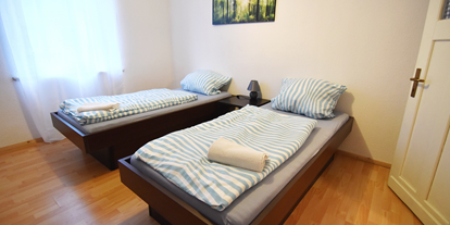 Monteurwohnung - Bettwäsche: Bettwäsche inklusive - Vettweiß - Schlafzimmer, HomeRent Unterkunft in Satzvey - HomeRent in Satzvey
