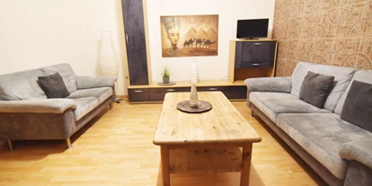 Monteurwohnung - Zimmertyp: Mehrbettzimmer - PLZ 53881 (Deutschland) - Wohnzimmer, HomeRent Unterkunft in Satzvey - HomeRent in Satzvey