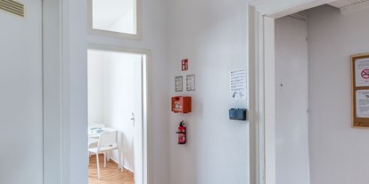 Monteurwohnung - Badezimmer: eigenes Bad - Hessen - Flur, HomeRent Unterkunft in Wiesbaden - HomeRent in Wiesbaden 