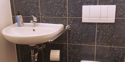 Monteurwohnung - Zimmertyp: Doppelzimmer - Glasin - Badezimmer, HomeRent Unterkunft in Wismar - HomeRent in Wismar