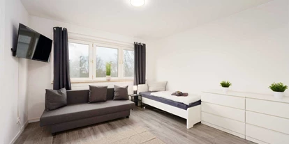 Monteurwohnung - Kühlschrank - PLZ 45879 (Deutschland) - Wohn-/Schlafzimmer, HomeRent Unterkunft in Gladbeck - HomeRent in Gladbeck